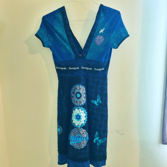 Desigual Dresses & Skirts - Beautiful kimono style Desigual stretch dress